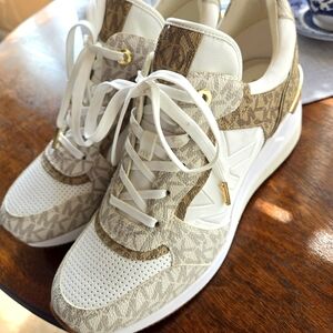 Michael Kors Liv Trainers